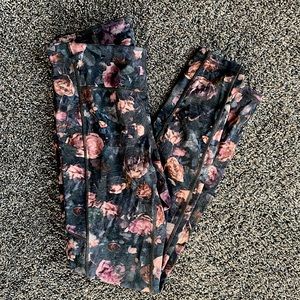 Lulu lemon leggings with pockets